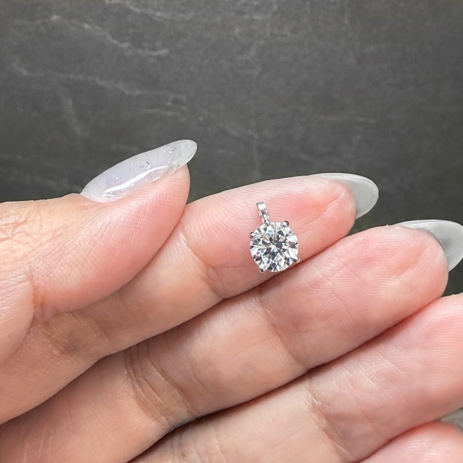 ペンダントトップのみ〖1ct / Fカラー VS1/エクセレントカット〗ラボグロウンダイヤモンド ※チェーンは付きません|プラチナ900 / K18イエローゴールド|ラウンドブリリアント|鑑定書付|定番人気 受注制作/約50日でお届け|NAYA-021a