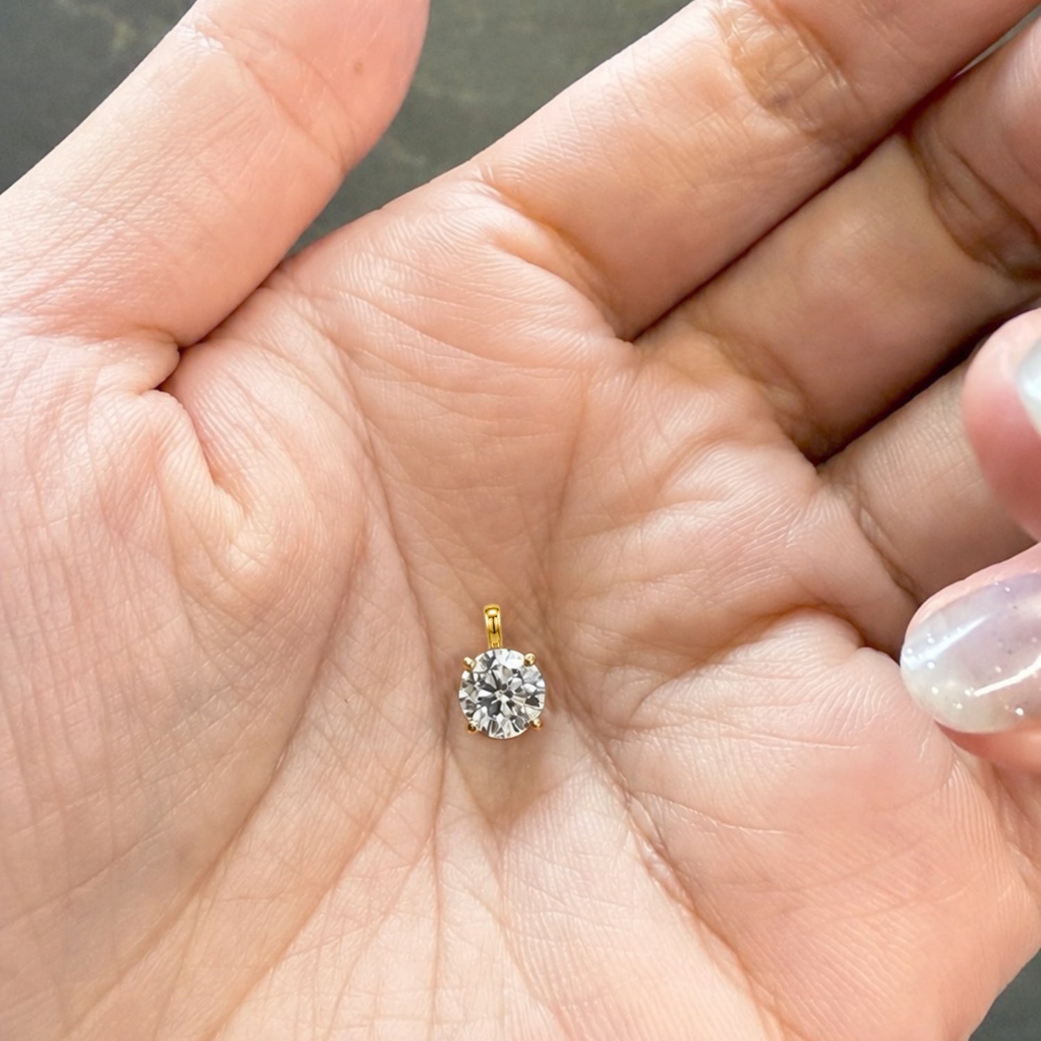 ペンダントトップのみ〖1ct / Fカラー VS1/エクセレントカット〗ラボグロウンダイヤモンド ※チェーンは付きません|プラチナ900 / K18イエローゴールド|ラウンドブリリアント|鑑定書付|定番人気 受注制作/約50日でお届け|NAYA-021a