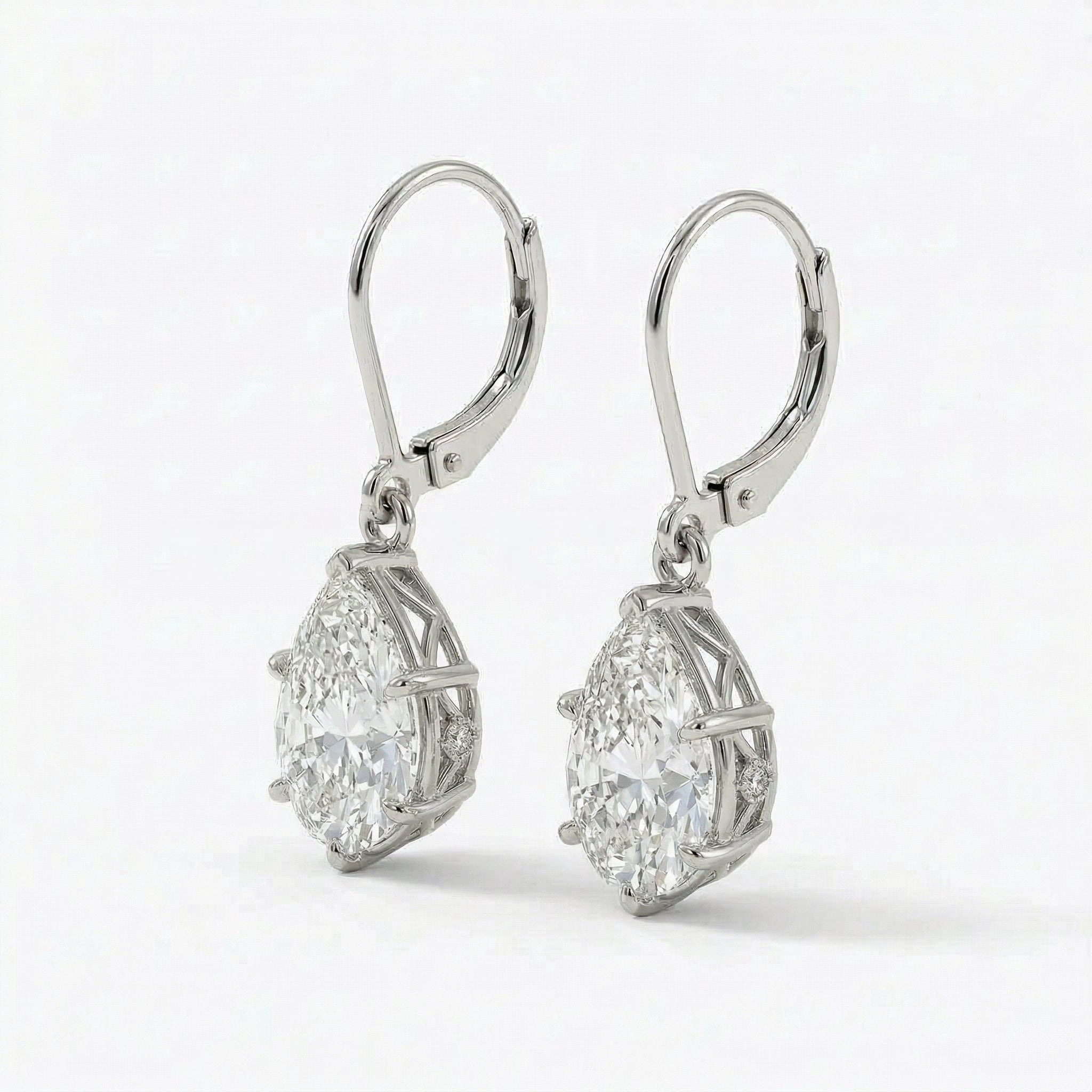 ラボグロウンダイヤモンド ピアス 1ct×2 Dカラー VVS1 ペアシェイプ プラチナ NAYA DIAMOND 画像2