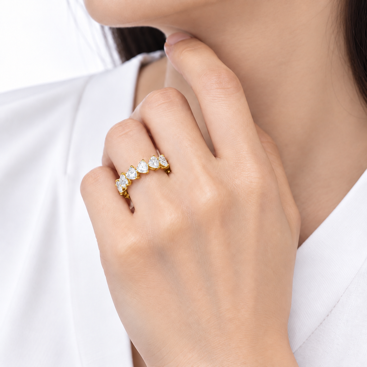 ハートシェイプ フルエタニティリング〖約3ct/0.2ct×16石 幅4.7mm〗ラボグロウンダイヤモンド|プラチナPT900/PT950 / K18イエローゴールド|Fカラー VS1アップ|受注制作/約50日でお届け