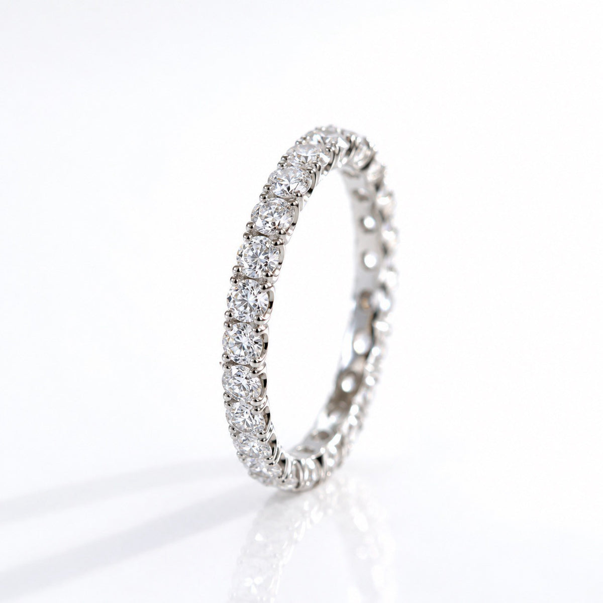 フルエタニティリング〖0.8ct/ 0.03ct×25石 2㎜〗ラボグロウンダイヤモンド|プラチナ900 or 950 / K18イエローゴールド|Fカラー VS1アップ エクセレントカット|受注制作/約40〜60日でお届け