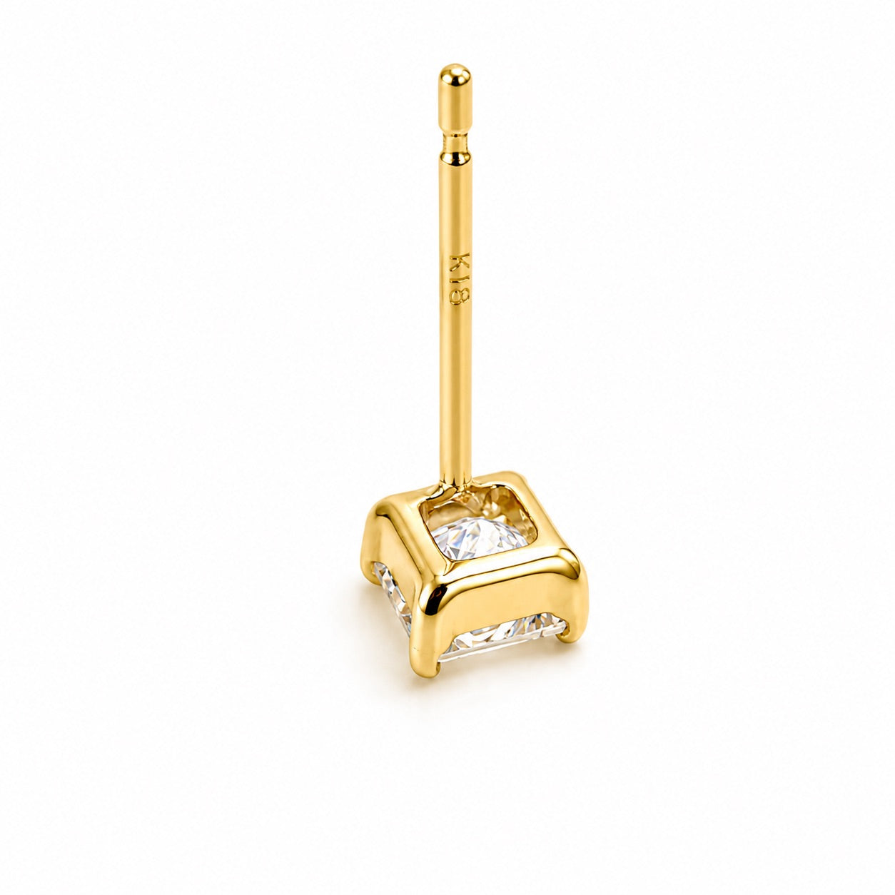 プリンセスカット〖0.30ct×2 トータル0.6カラット / Fカラー VS1 〗ラボグロウンダイヤモンド スタッドピアス|プラチナ900 / K18イエローゴールド|4本爪|鑑定書無し|納期約50日|限定30セット