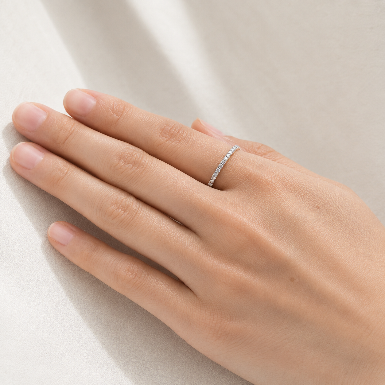 フルエタニティリング〖0.5ct/0.015ct×36石 1.6㎜〗ラボグロウンダイヤモンド フルエタニティ|プラチナ900 or 950 / K18イエローゴールド|Fカラー VS1アップ エクセレントカット|受注制作/約50日でお届け