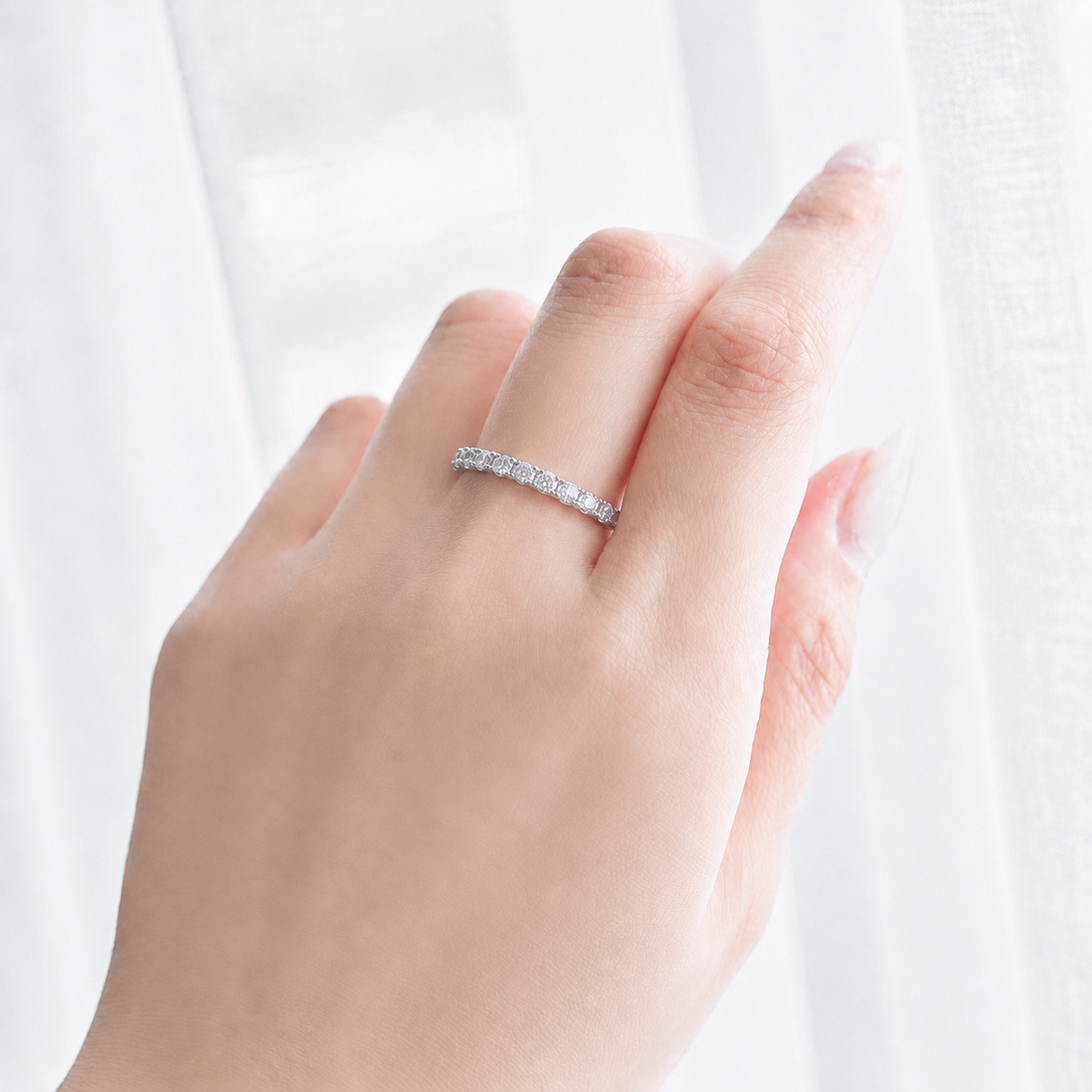フルエタニティリング〖1.3ct/0.06×20石 2.5㎜〗ラボグロウンダイヤモンド｜プラチナ900 or 950 / K18イエローゴールド｜Fカラー VS1アップ エクセレントカット｜受注制作／約50日でお届け