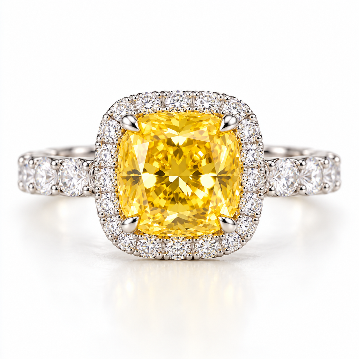 【お客様専用】〖2ct ビビッドイエロー クッションカット〗ヘイローデザインリング ＋ 〖0.5ct×2 ビビッドイエロー〗ヘイローデザインピアス｜ラボグロウンダイヤモンド