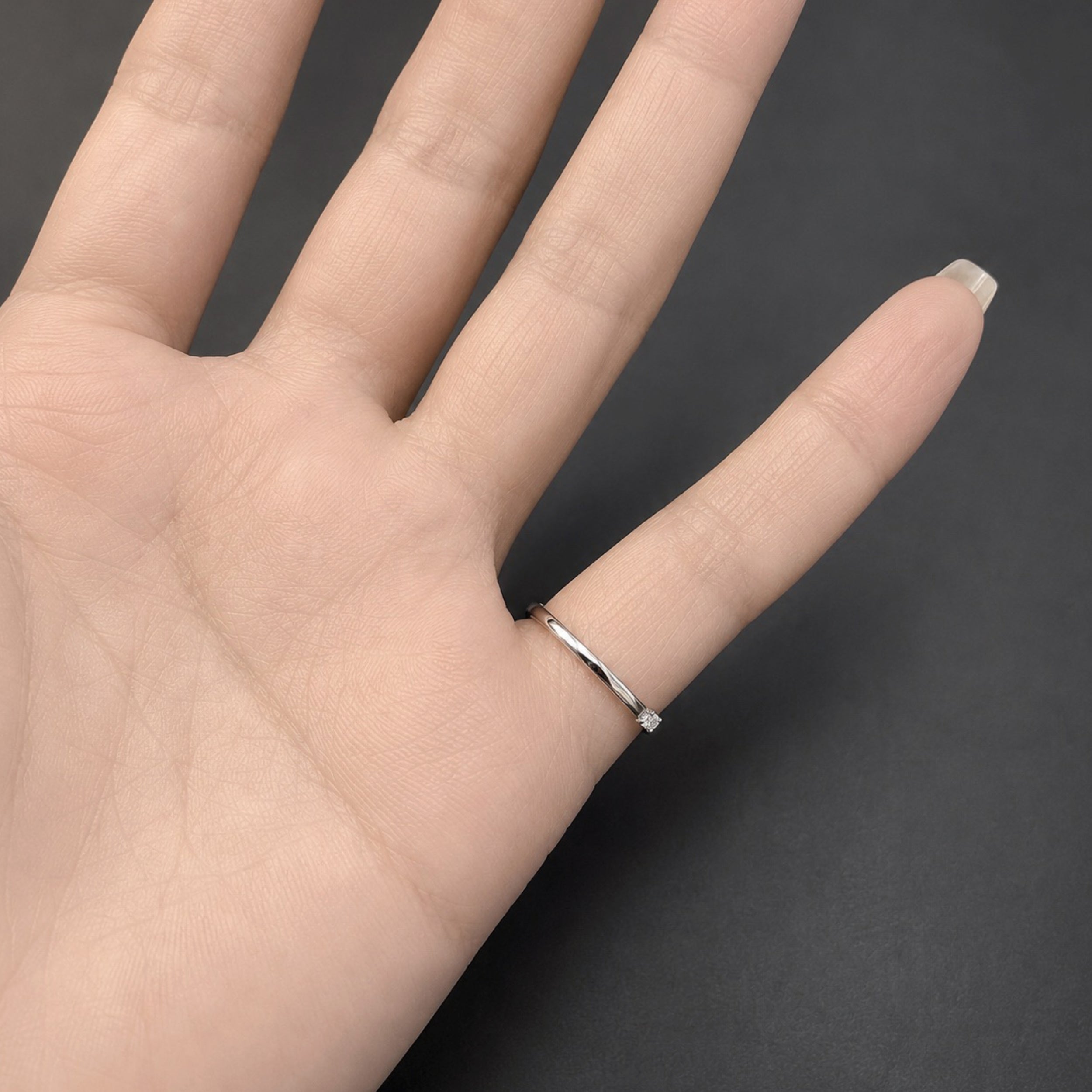 PINKYハーフエタニティリング〖0.4ct/0.03ct×15石幅2mm 〗ラボグロウンダイヤモンド｜プラチナPT900/PT950 / K18イエローゴールド｜受注制作／約50日でお届け｜NAYA-1002｜RNR00149｜