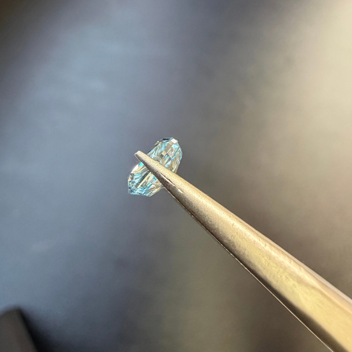 【NAYAオークション】ラボグロウンダイヤモンドルース 1.01ct Fancy Vivid Blue VVS2 スクエアクッション IGI鑑定書付