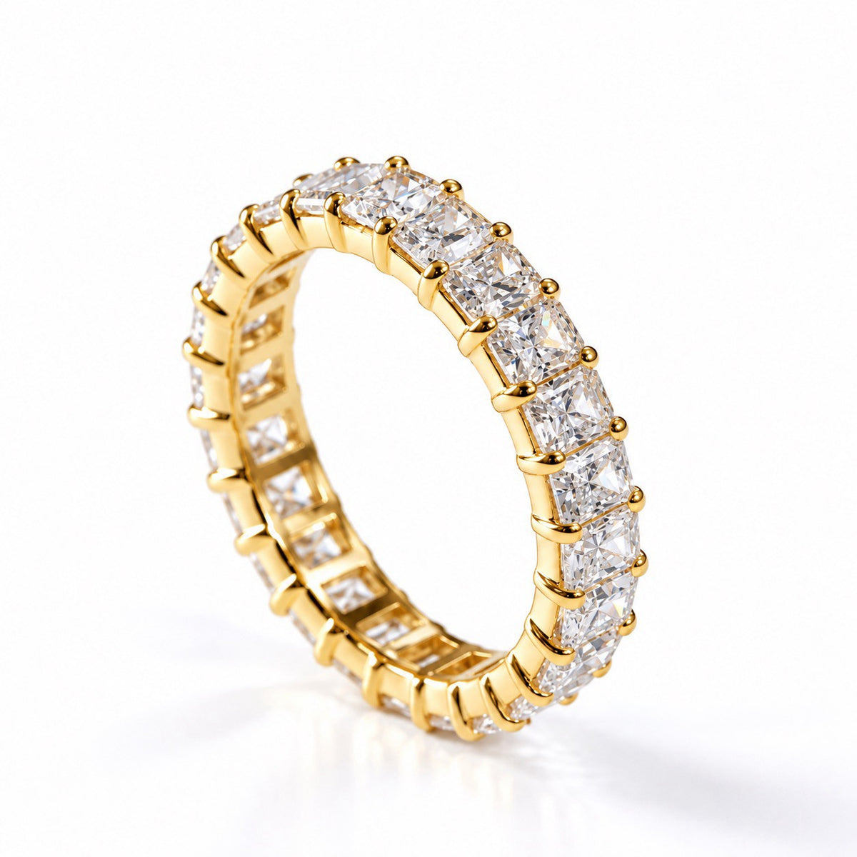 ラディアントカット フルエタニティリング〖約3.3ct 約0.15ct×24石  縦幅3.7mm リング幅4.5mm〗ラボグロウンダイヤモンド｜プラチナPT900/PT950 / K18イエローゴールド｜Fカラー VS1アップ｜受注制作／約40〜60日でお届け