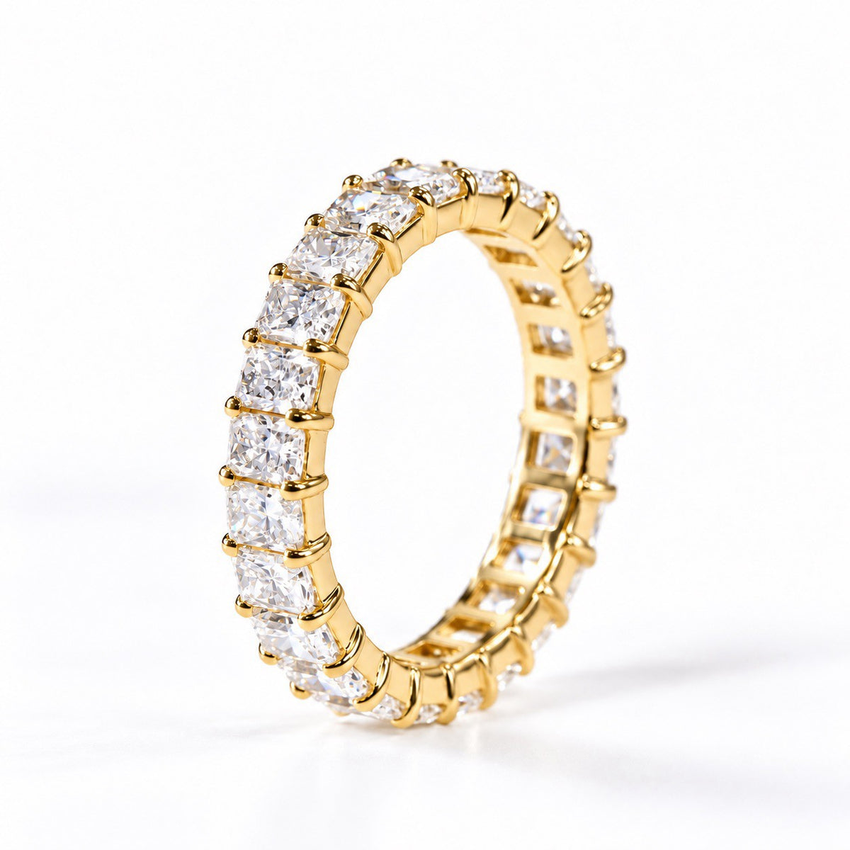 ラディアントカット フルエタニティリング〖約3.3ct 約0.15ct×24石  縦幅3.7mm リング幅4.5mm〗ラボグロウンダイヤモンド｜プラチナPT900/PT950 / K18イエローゴールド｜Fカラー VS1アップ｜受注制作／約40〜60日でお届け