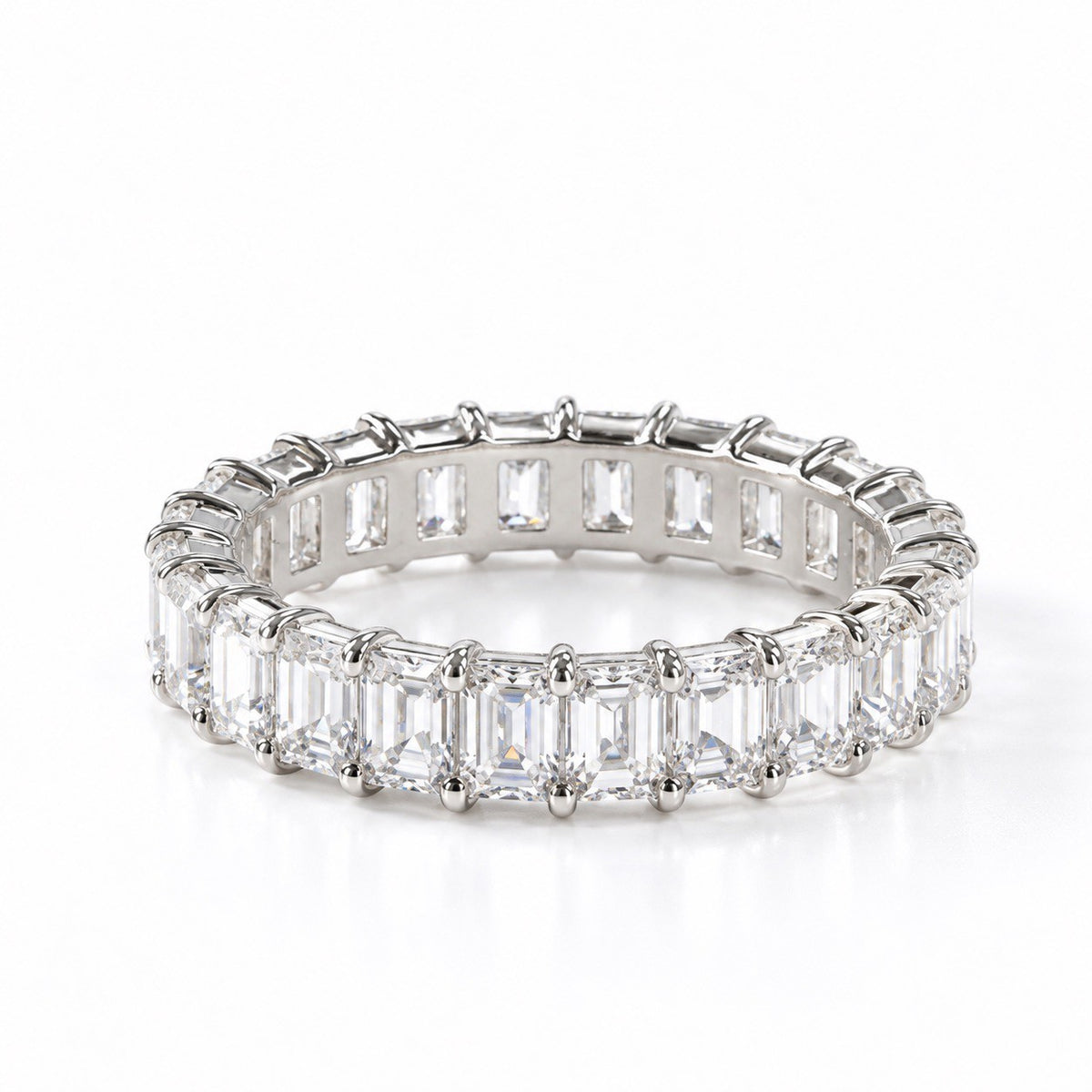 エメラルドカット フルエタニティリング〖3.8ct/0.17ct×24石 縦幅3.7㎜〗ラボグロウンダイヤモンド｜PT900/PT950/k18イエローゴールド｜Fカラー VS1アップ｜受注制作／約40〜60日でお届け