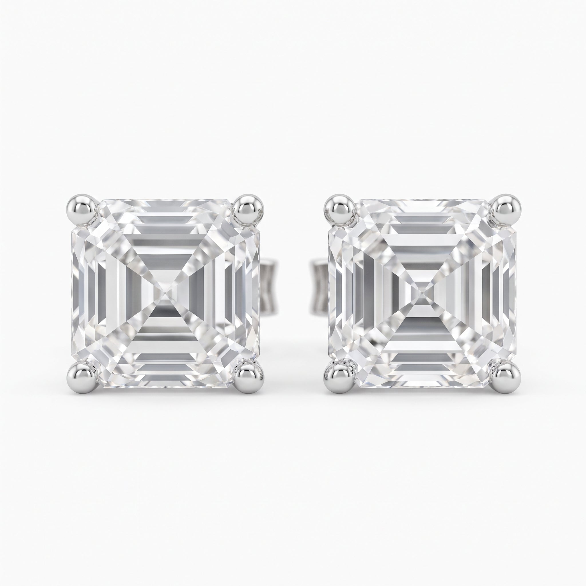 【お客様専用ページ】ラボグロウンダイヤモンド ピアス オーダーメイド｜アッシャーカット 1.07ct Dカラー VVS1 / 1.06ct Eカラー VVS1｜PT900 4本爪 ポスト中央