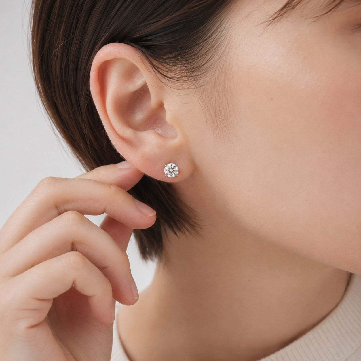 〖0.7ct×2p / Dカラー VVS/エクセレントカット〗ラボグロウンダイヤモンド ピアスペア｜プラチナ900｜ラウンドブリリアント｜IGI鑑定書付き｜定番人気 ご注文後約30日～50日で納品｜NAYA-017