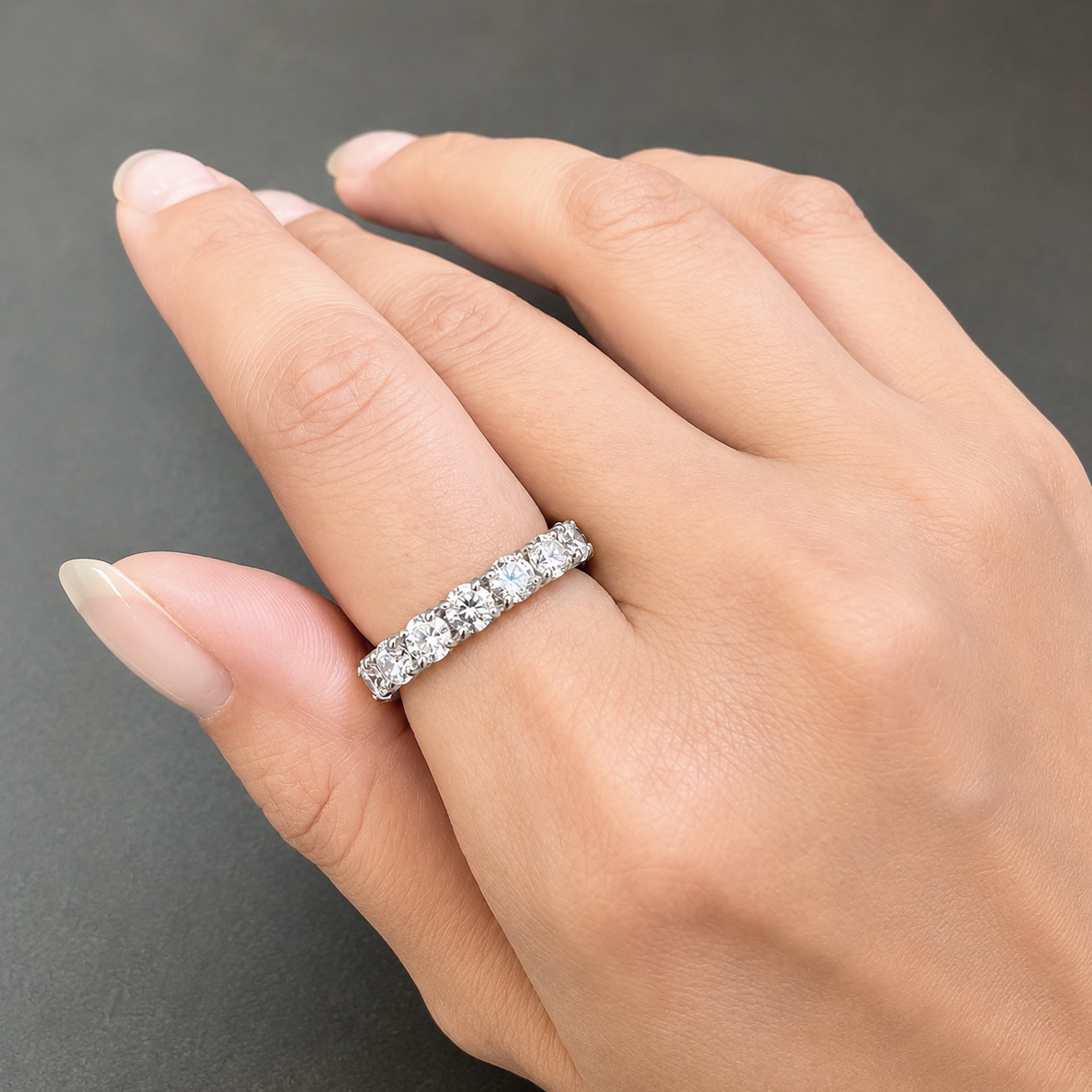 ハーフエタニティリング〖1.8ct/0.2ct×9石 3.8㎜〗ラボグロウンダイヤモンド｜プラチナ900 or 950 / K18イエローゴールド｜Fカラー VS1アップ エクセレントカット｜受注制作／約50日でお届け