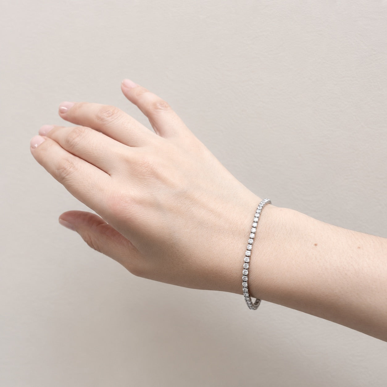 テニスブレスレット〖約3.8ct / 50石 幅約2.8㎜〗ラボグロウンダイヤモンド｜プラチナ900 / K18イエローゴールド｜FカラーVS1アップエクセレントカットType IIa  受注制作／約50日でお届け