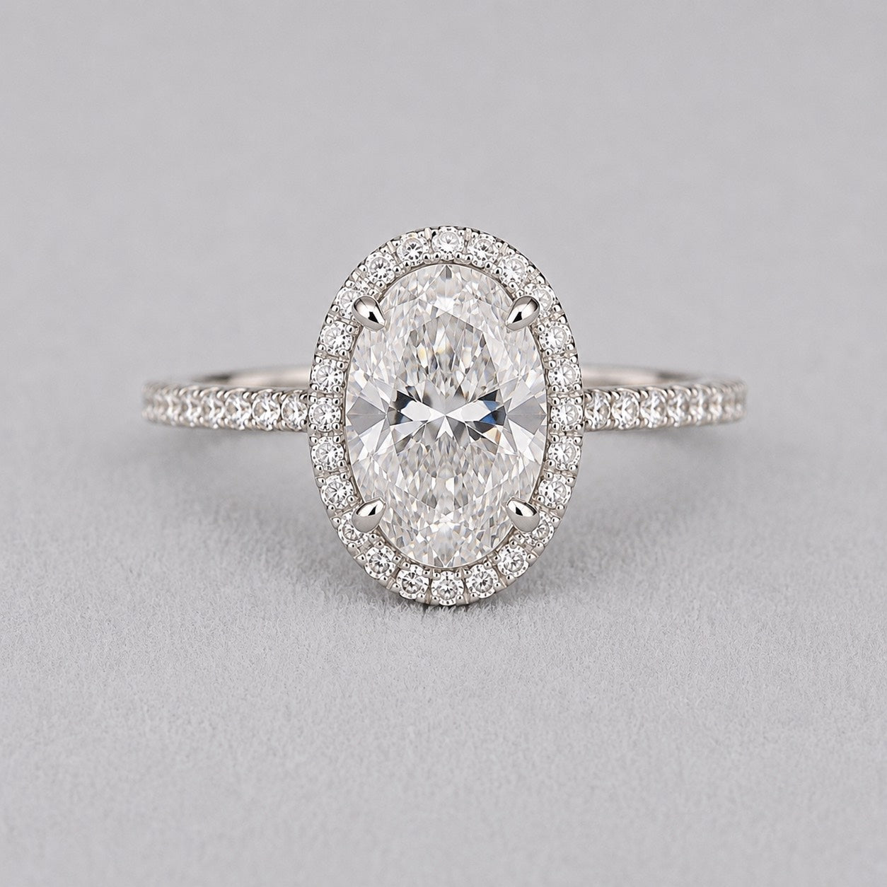 〖2.04ct / Eカラー VVS2〗ラボグロウンダイヤモンド リング｜プラチナ900｜オーバルブリリアント ヘイローリング｜IGI鑑定書付き